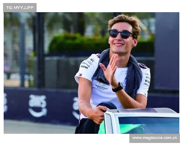 F1车手拉塞尔这是我第三次来上海,但每一次都像第一次一样感动 F1车手拉塞尔这是我第三次来上海,但每一次都像第一次一样感动